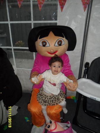 Ook brengt Dora ons soms een bezoekje bij speciale gelegenheid